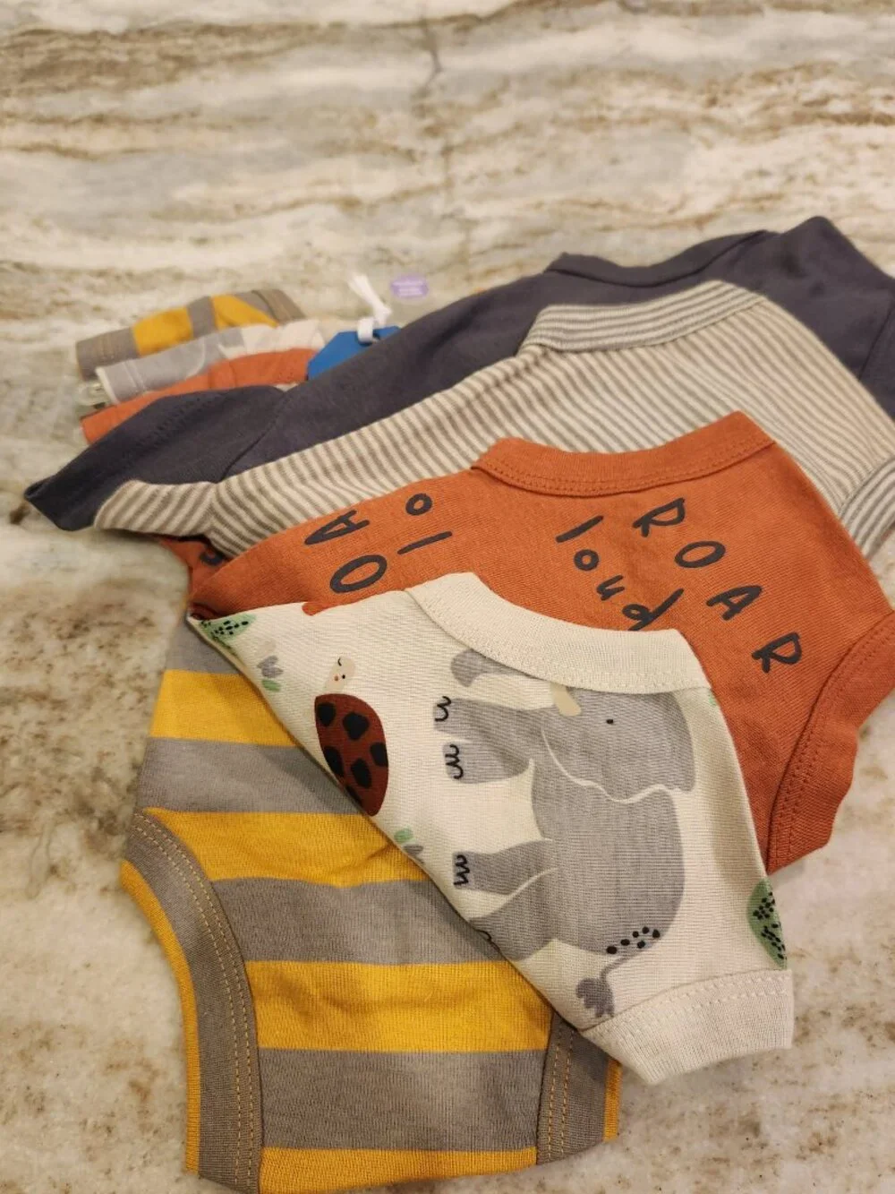 Gerber Newborn Onsies , Set of 5 , Zoo/Animal Theme